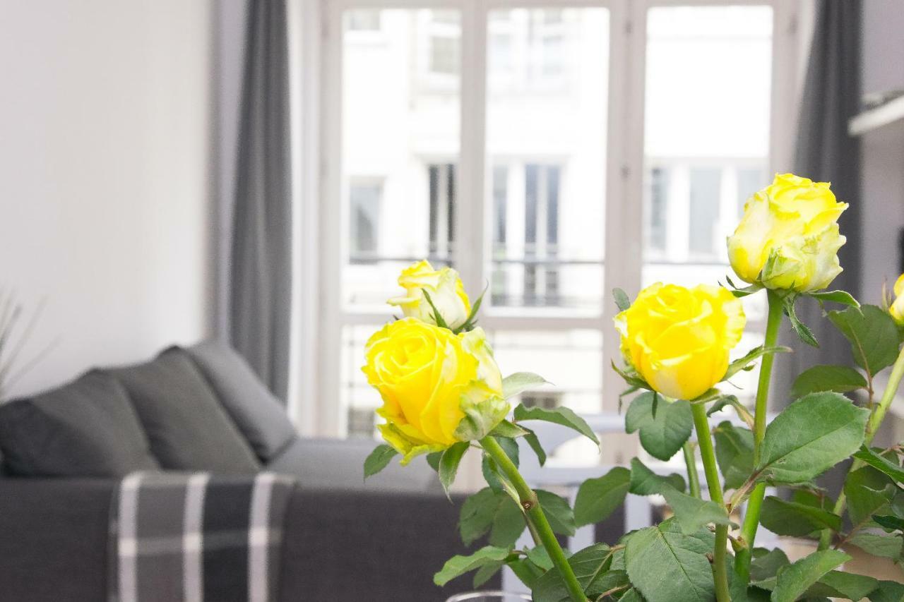Spacious Apartment In Old Town P4You Pl Краків Екстер'єр фото