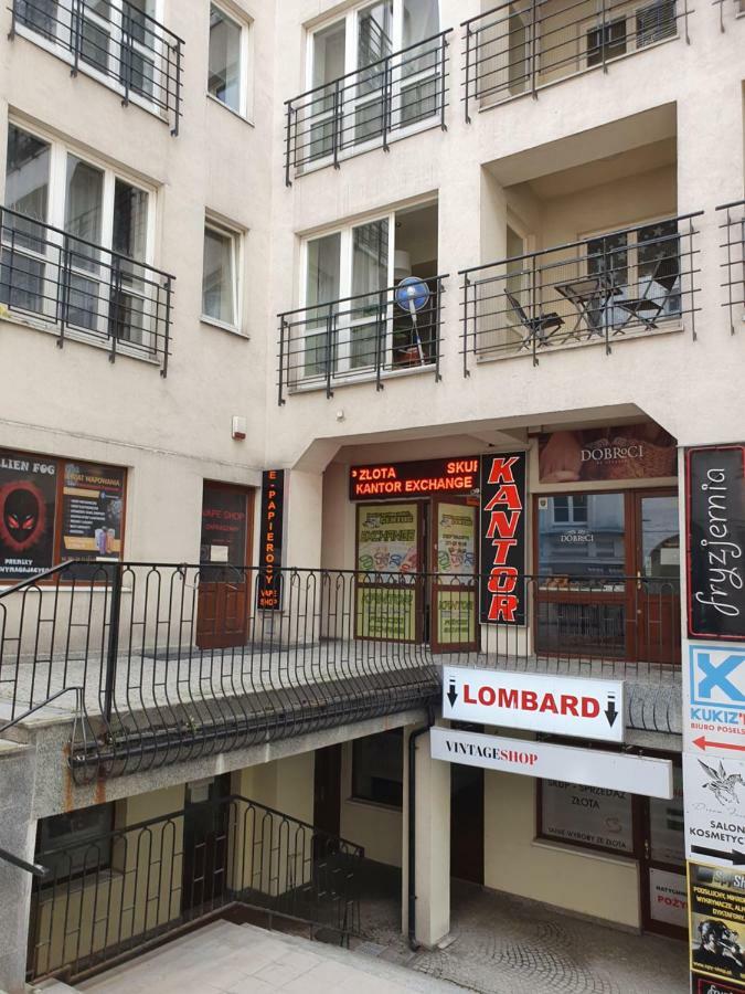 Spacious Apartment In Old Town P4You Pl Краків Екстер'єр фото